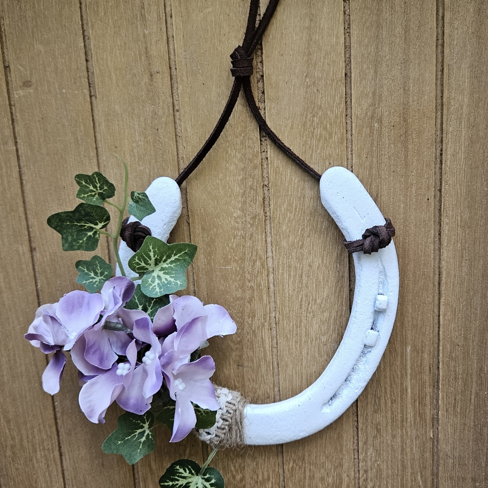 Horse shoe Decor with Purple Flowers
